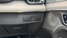 Volvo XC90 2.0 B5P Ultra Dark 5dr AWD Geartronic Petrol Estate